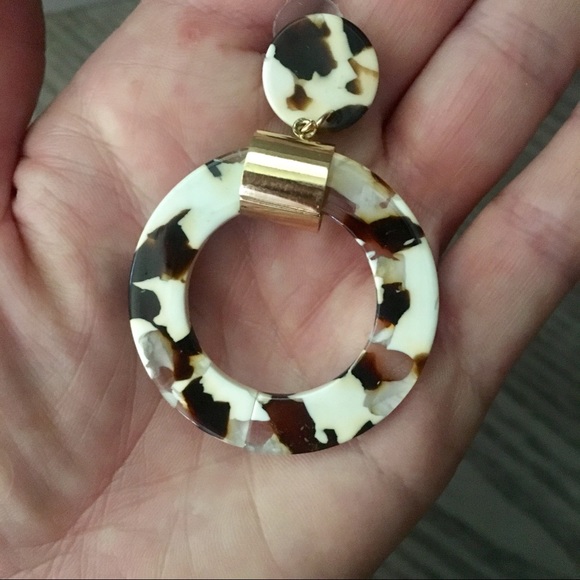 Anthropologie BaubleBar Resin Earrings - Picture 4 of 4